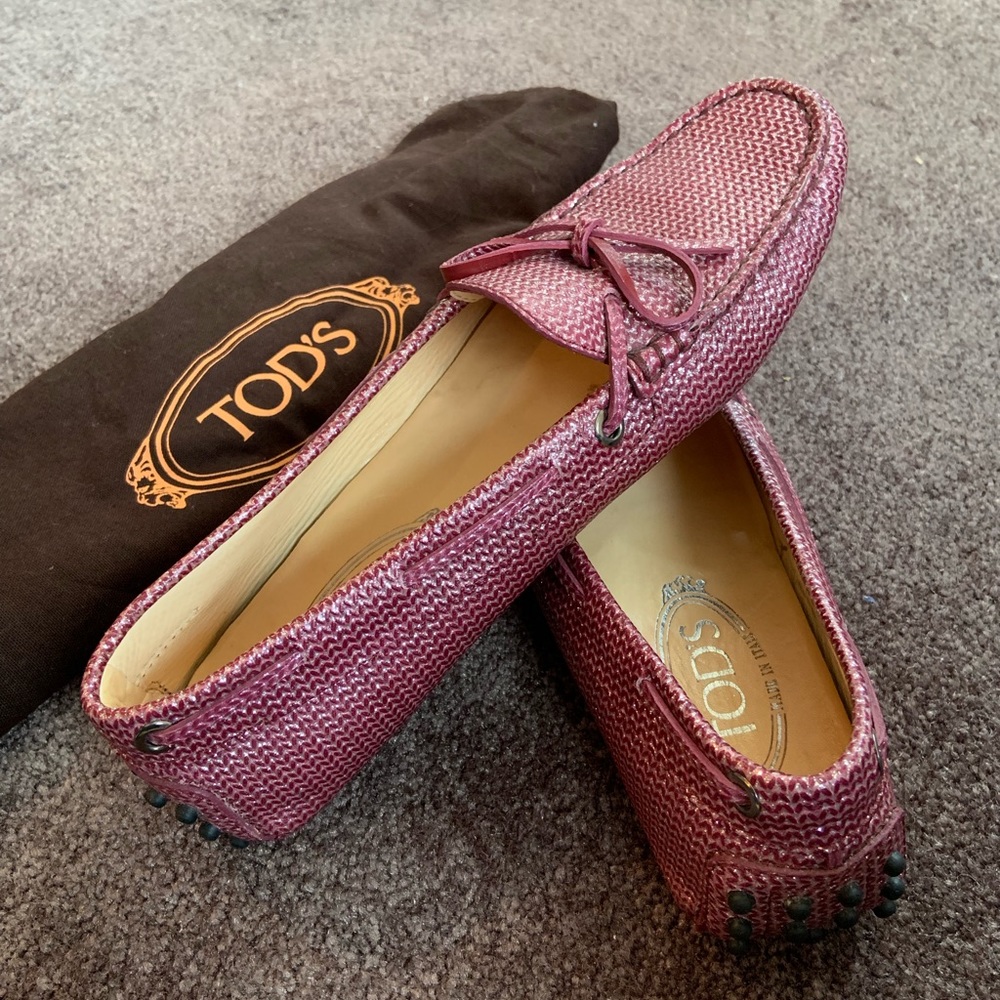 Wore twice. Purchased directly from the store.